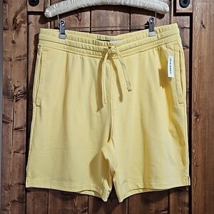 Old Navy French Terry Sweatshorts Morning Sun Yellow 7" Leg Size Mens Large